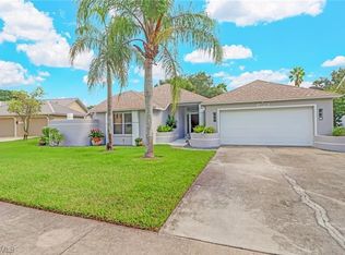 13610 Willow Bridge Dr, North Fort Myers, FL 33903