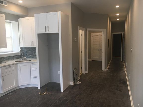 5th image of 4518 Lancaster Ave #000001