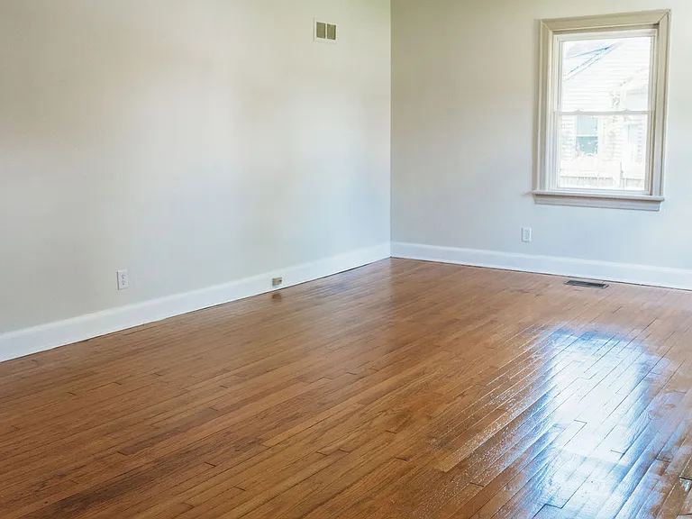 300 Osborne Dr — Photo 24
