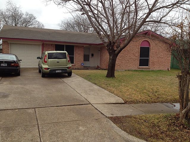 1st image of 1646 E Shore Dr
