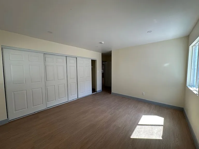 7227 Forbes Ave — Photo 11