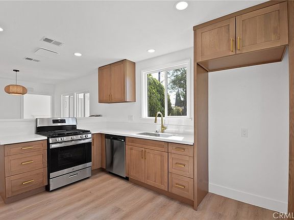 2nd image of 10731 Amery Ave