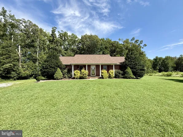 126 New Hope Church Rd, Fredericksburg, VA 22405