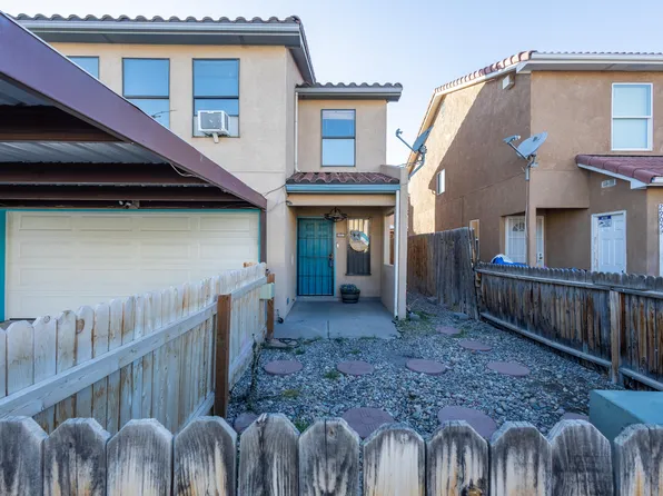 2901 Bright Star Dr NW, Albuquerque, NM 87120