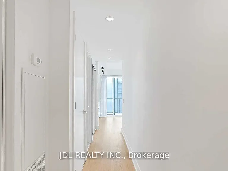 7 Grenville St #5102 — Photo 6