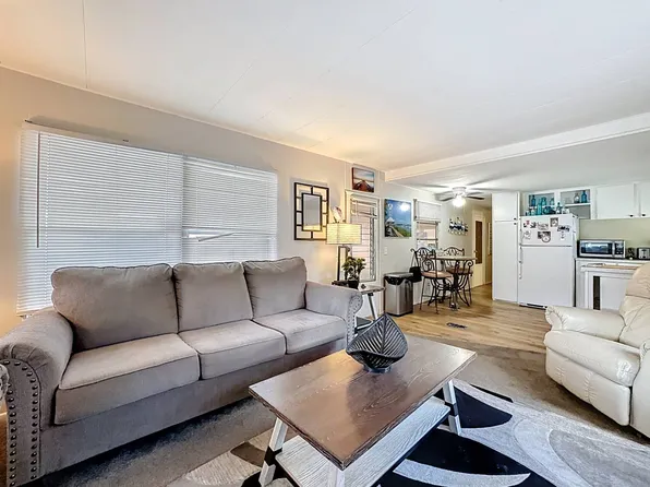 6320 14th St W #70, Bradenton, FL 34207