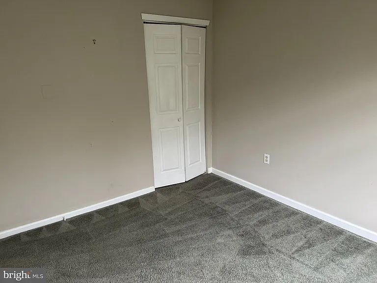 1417 Kathleen Ct — Photo 7