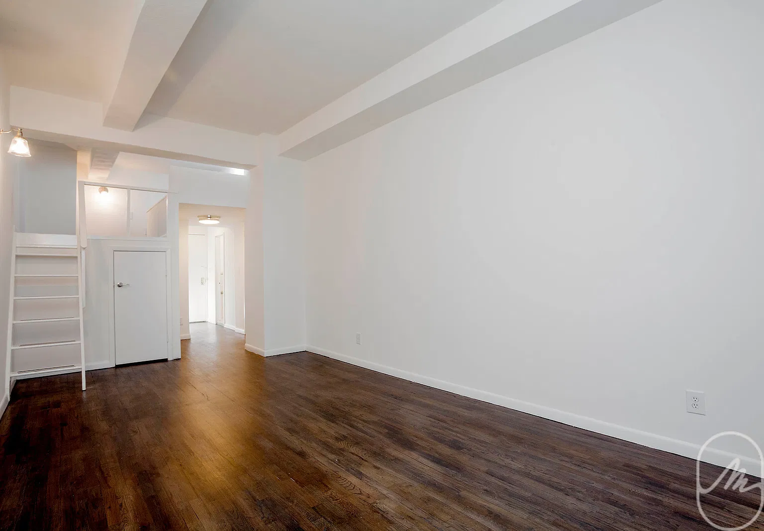 43 West 16th Street — Photo 2