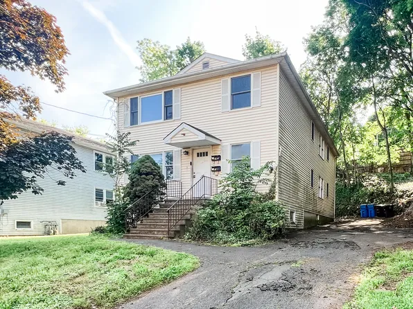 136 Lawlor Street, New Britain, CT 06051