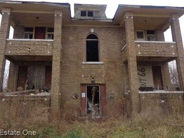 3758 Rochester St, Detroit, MI 48206