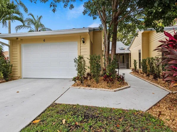 6691 S Pine Court, West Palm Beach, FL 33418