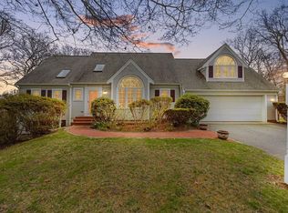 8 Telegraph Hill Road, Sandwich, MA 02563