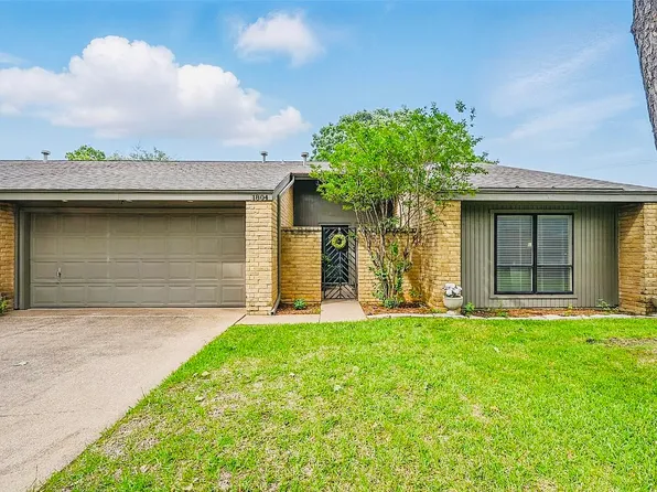 1804 Sunnyvale Rd, Grand Prairie, TX 75050