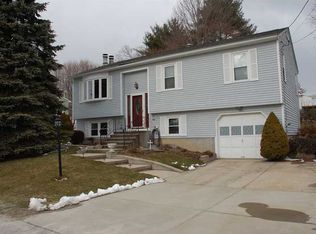 42 Whispering Pnes, Cumberland, RI 02864