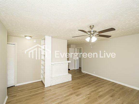 2nd image of 1850 Priscilla Ave