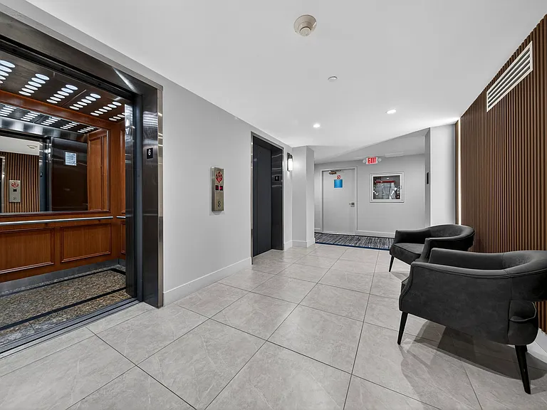 1370 S Ocean Blvd #306 — Photo 24