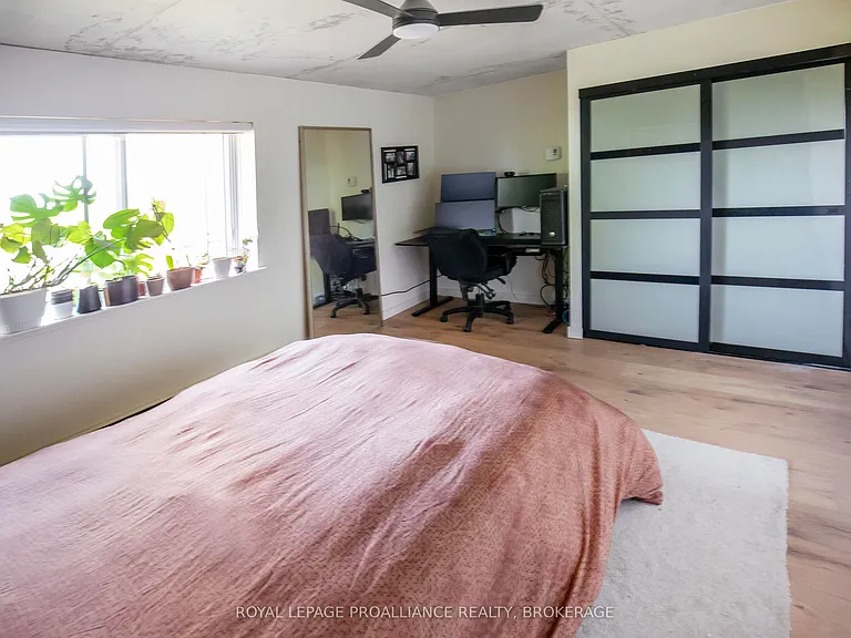 120 Barrett Ct #411 — Photo 13