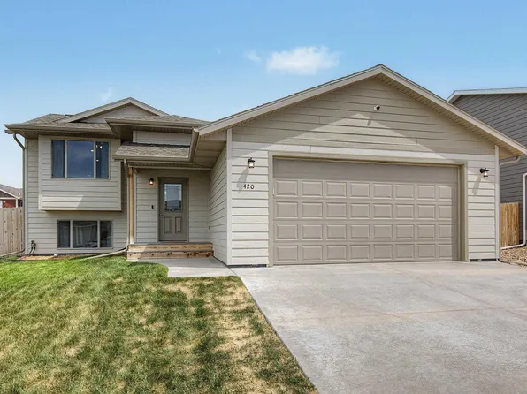 420 Yelner Dr, Box Elder, SD 57719