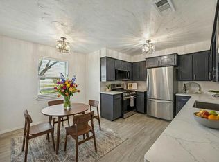 312 E Hampton Rd, Crowley, TX 76036