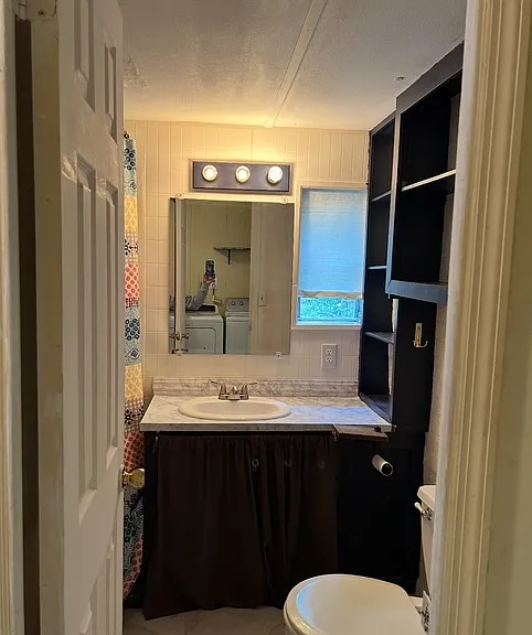 1942 Wentzel Ln #5 — Photo 5