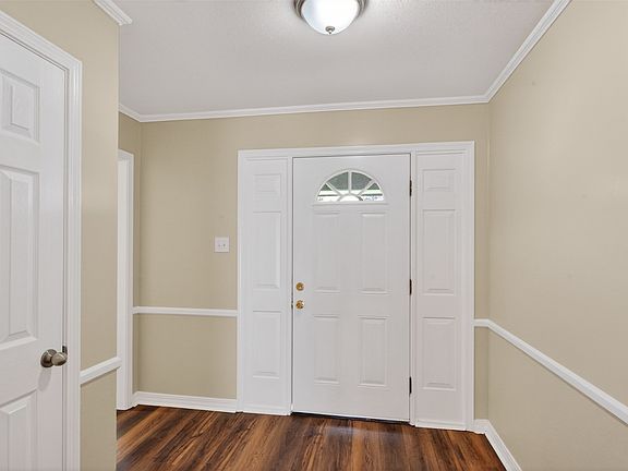 4th image of 6152 Fairington Ct