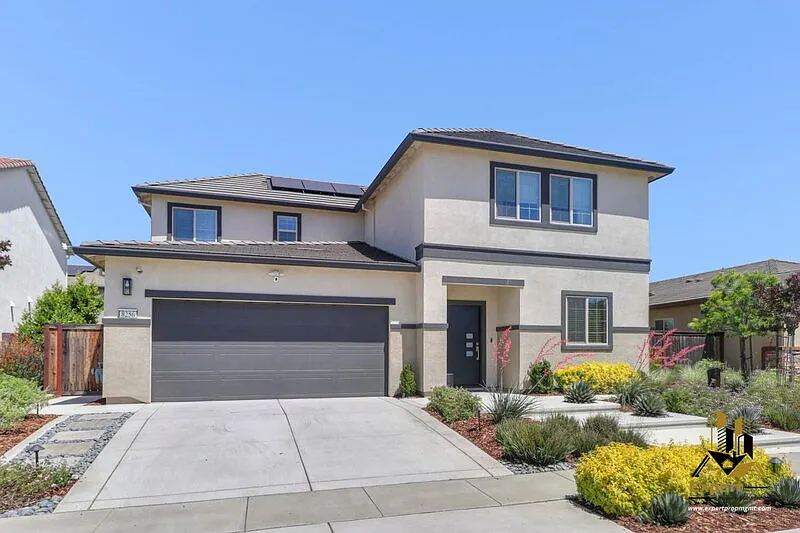 4 bed, 3.0 bath, 2410 sqft, $3,600 — Photo 1