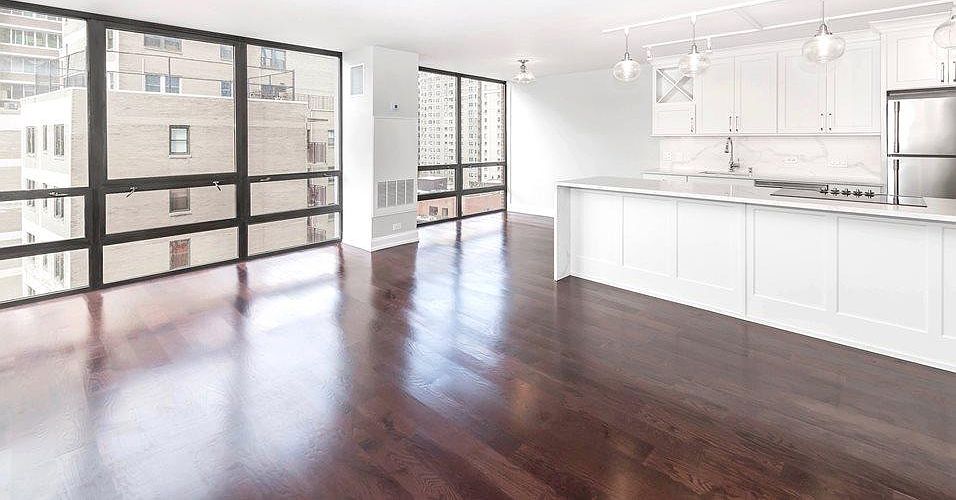 1st image of 25 E Banks St #1506