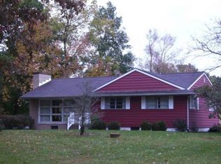 69 Rainbow Dr NE, Lancaster, OH