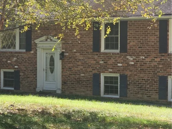 916 Brantley Rd, North Chesterfield, VA 23235