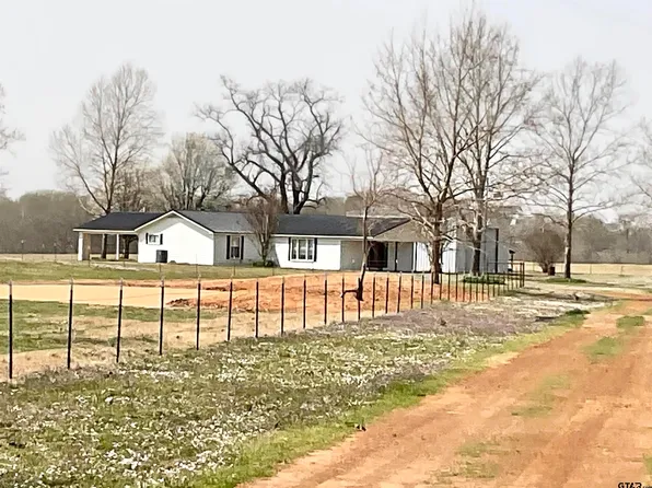 311 County Road 1155, Mount Pleasant, TX 75455