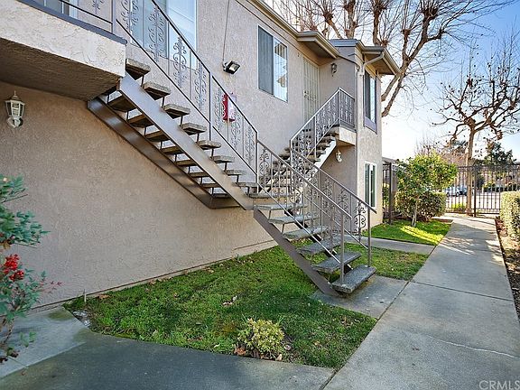 2nd image of 5500 Dobbs St APT 2