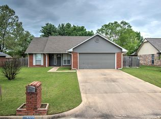 3600 Jeannie Ln, Muskogee, OK 74403
