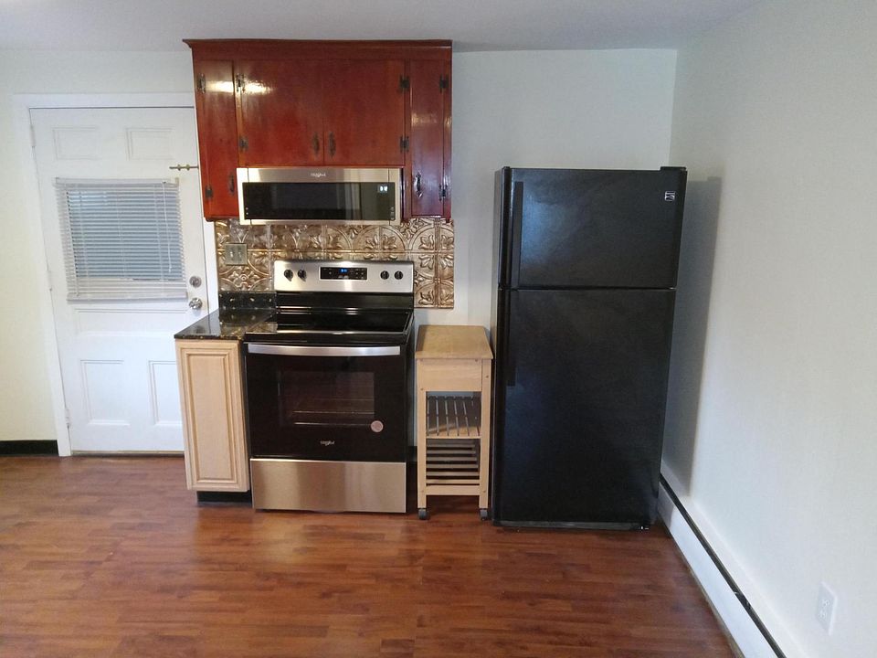 1403 Farmington Ave, Berlin, CT 06037 Zillow