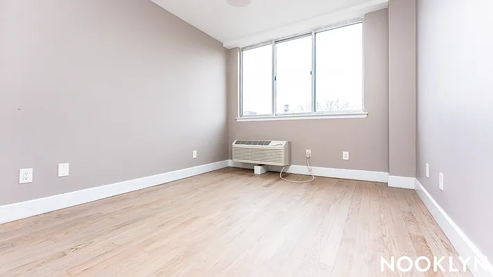 Rented by Nooklyn NYC LLC | media 7