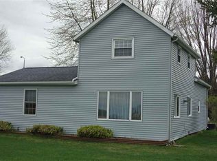 8577 Gary Rd, Chesaning, MI 48616
