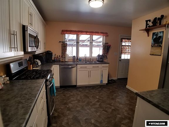 4th image of 410 S 16th St