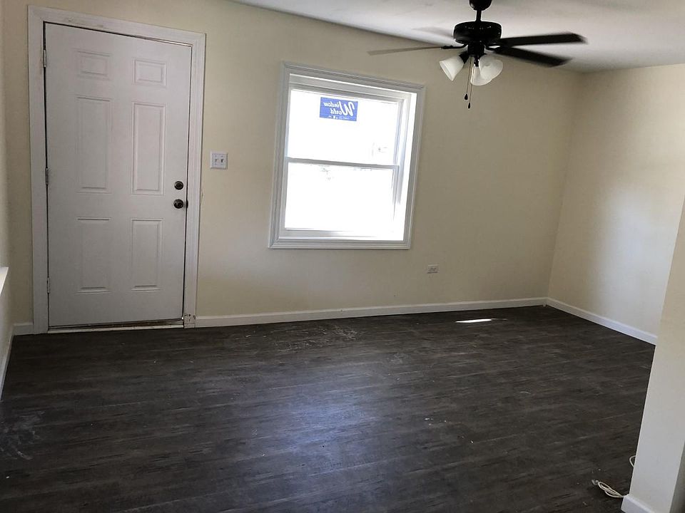 2nd image of 244 Carlos St