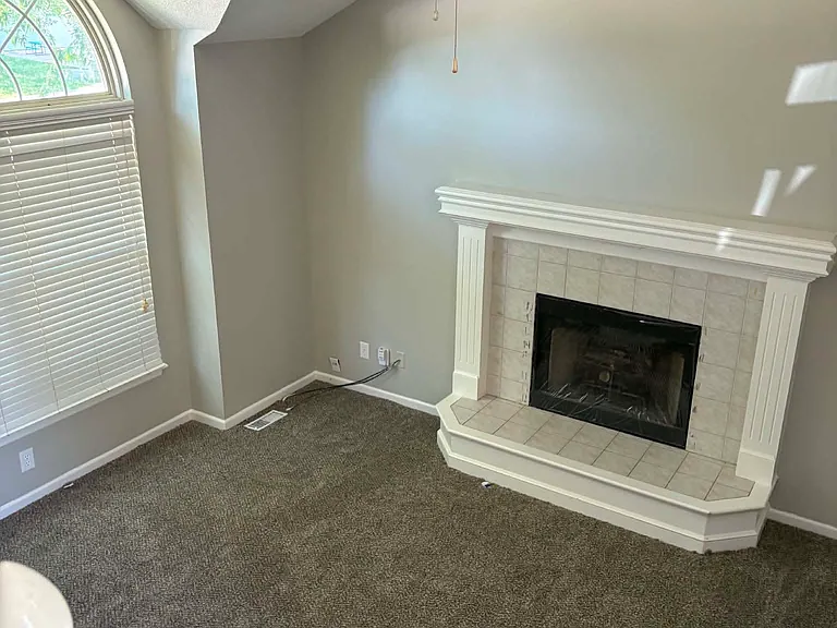 8510 NE 105th Ter — Photo 3