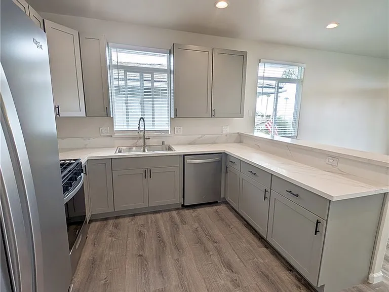 1611 Costa Del Sol — Photo 10