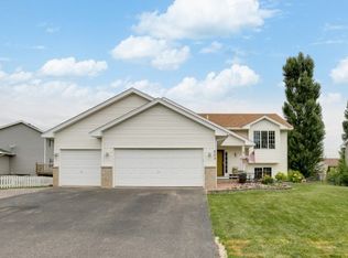 203 Ringneck Dr, Montrose, MN 55363