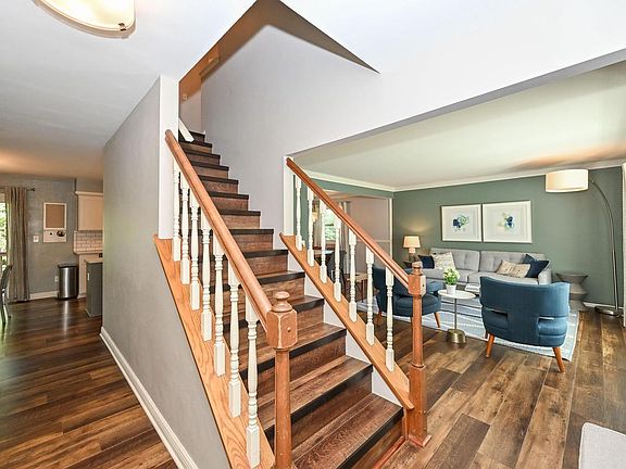 4th image of 3981 S Victoria COURT
