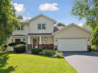 18949 Nature Ln, Eden Prairie, MN 55346