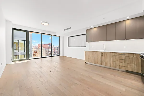 Rented by Nooklyn NYC LLC | media 21