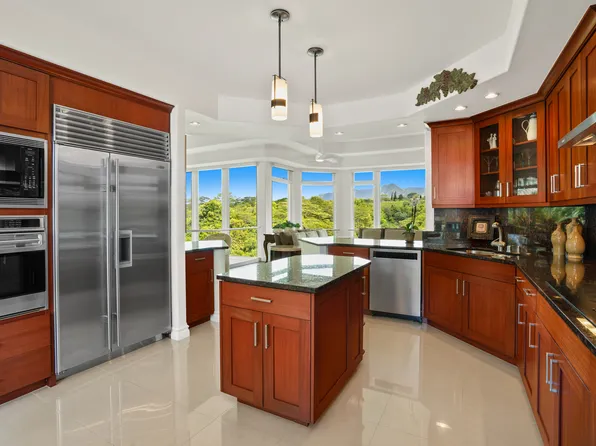 4100 Queen Emmas Dr APT 14, Princeville, HI 96722