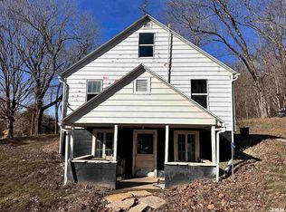 342 Bassett Rd, Elizabethtown, IL 62931