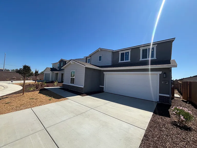 4088 Cinnabar Ct — Photo 1