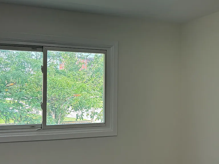 44 Sylvia St — Photo 21