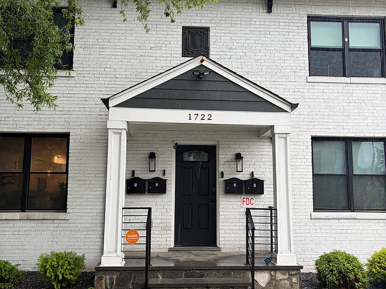 1722 W Virginia Ave NE #2 — Photo 26