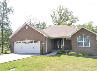 143 Raintree Dr, Elizabethtown, KY 42701