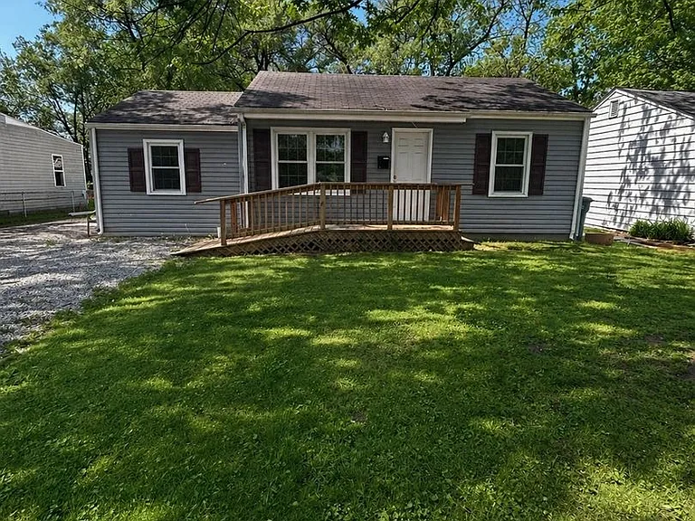 1220 Williams St — Photo 1
